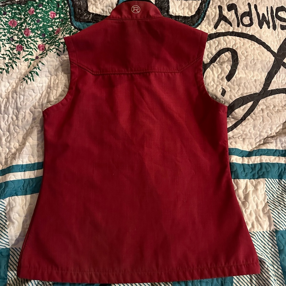 Women’s Roper Vest - Picture 2 of 3
